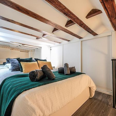 Discover Madrid From Our Cozy Studio Exterior foto