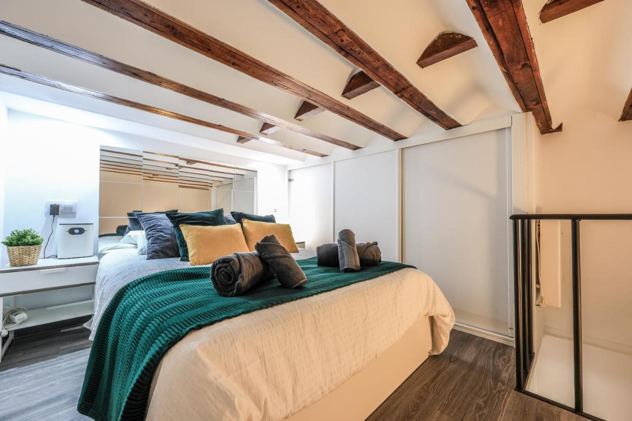 Discover Madrid From Our Cozy Studio Exterior foto